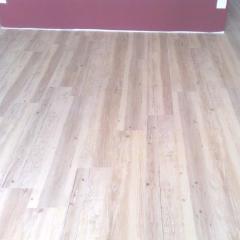 Floorforever jedle antická bílá